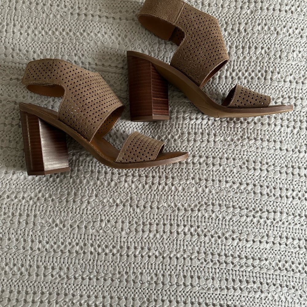 Franco Sarto “Delores” Brown/tan Suede Block Heel Sandals Size USA 8.5